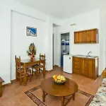 فندق ألكسندرا Kamári