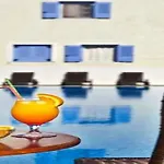 فندق ألكسندرا 2*