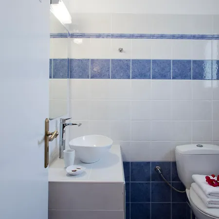 Alexandra Hotel Kamari (Santorini)
