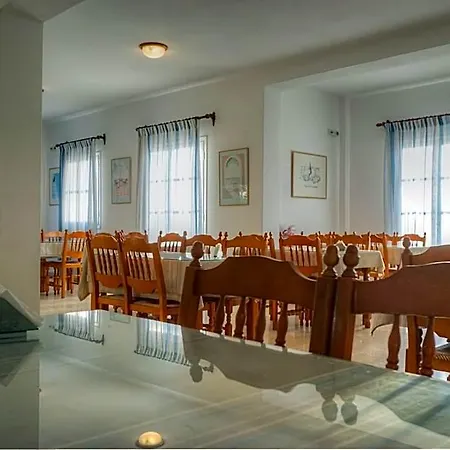 Hotel Alexandra Kamári