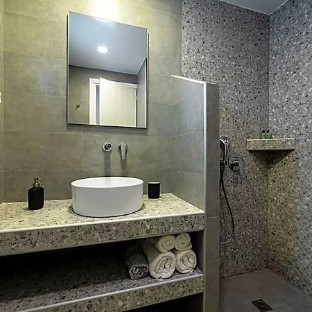 Hotel Alexandra 2*