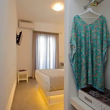 Alexandra Hotel Kamári