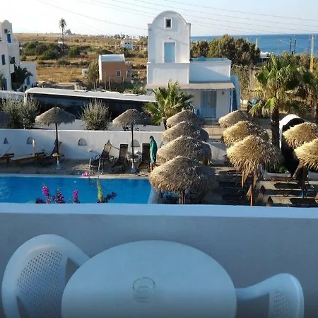 Alexandra Kamari (Santorini)