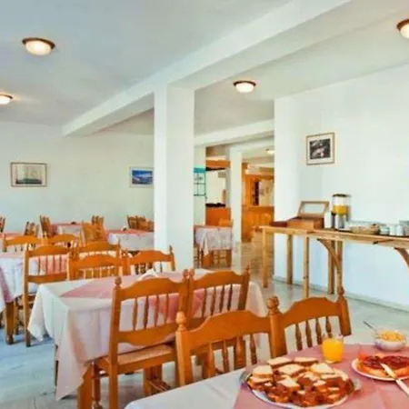 Alexandra Hotel Kamári