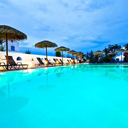 Alexandra Hotel 2*