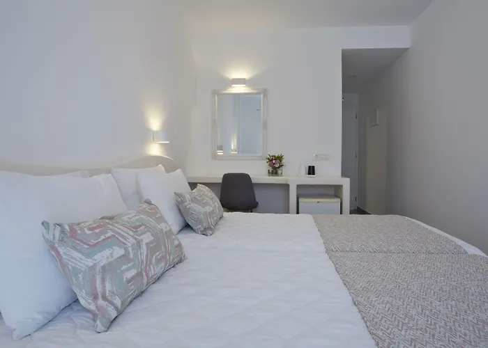 Alexandra 2* Kamari (Santorini)