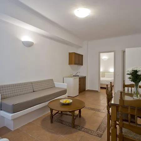 アレクサンドラ 2* Kamári