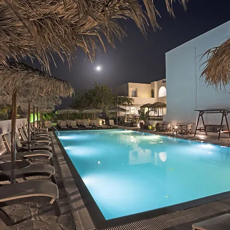 アレクサンドラ ホテル 2*