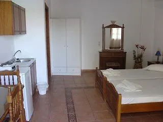 アレクサンドラ 2* Kamári