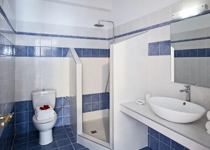 アレクサンドラ ホテル